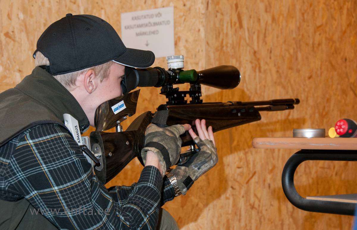 Parol Jalakas, Weihrauch HW 97 K, Nikko Stirling Diamond 10-50x60